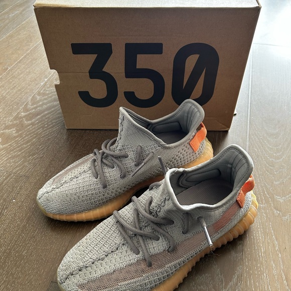 adidas Yeezy Boost 350 V2 - Picture 7 of 7